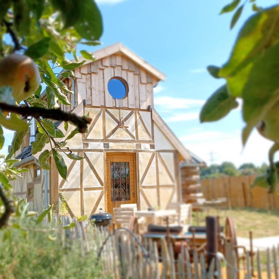 La Cabane Du Coing Vise Luaran gambar